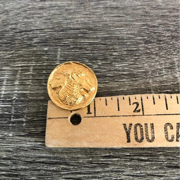 Vtg Goldtone Double Lions Heads Earrings - Picture 4 of 8